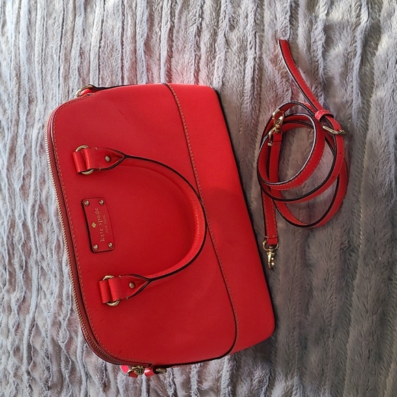 ❌️SOLD❌️ Kate Spade Sadie Dome Satchel - Bikini Pink - Picture 4 of 16